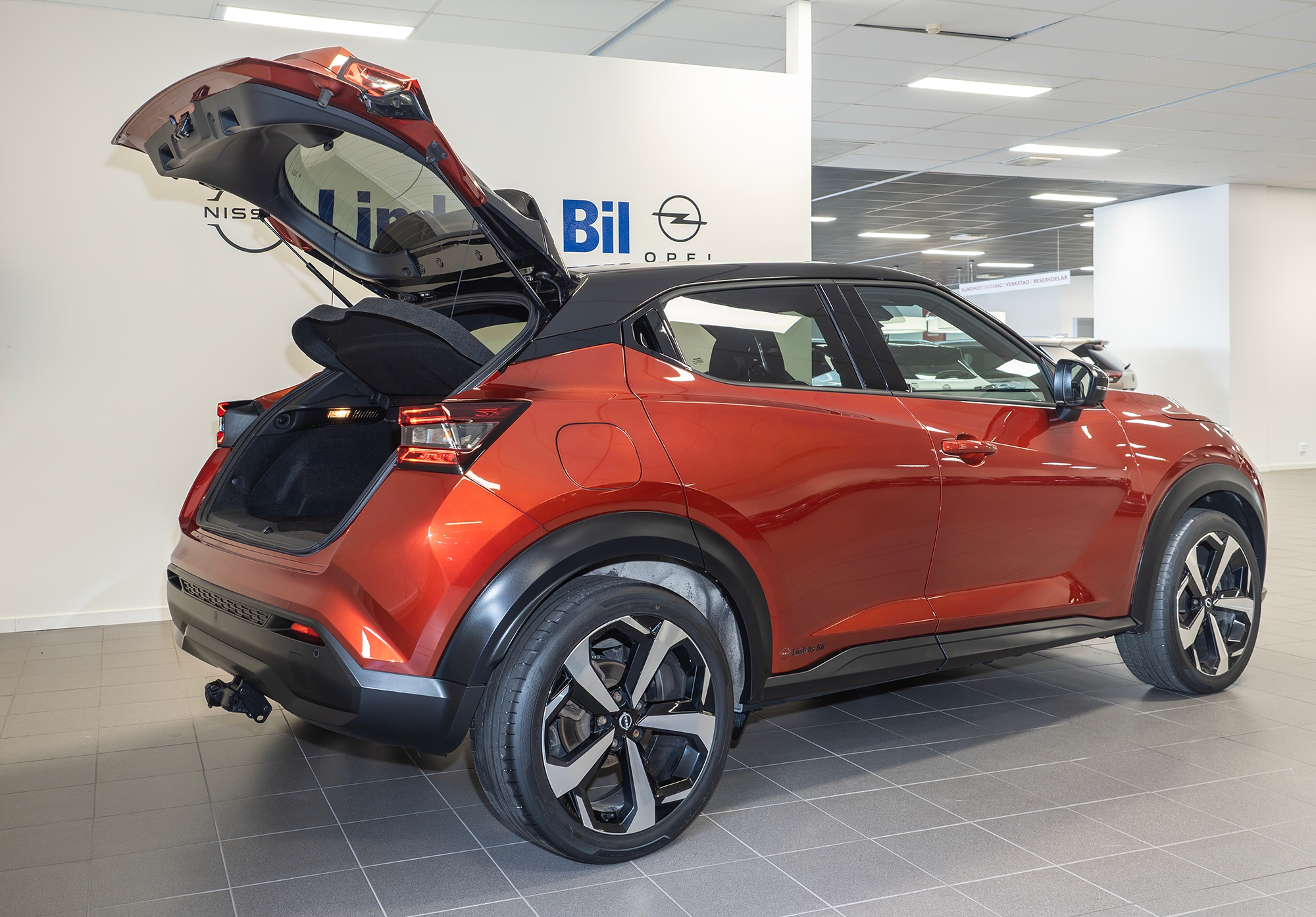Nissan Juke Dig-T 114 Tekna 2023, bild 6/44