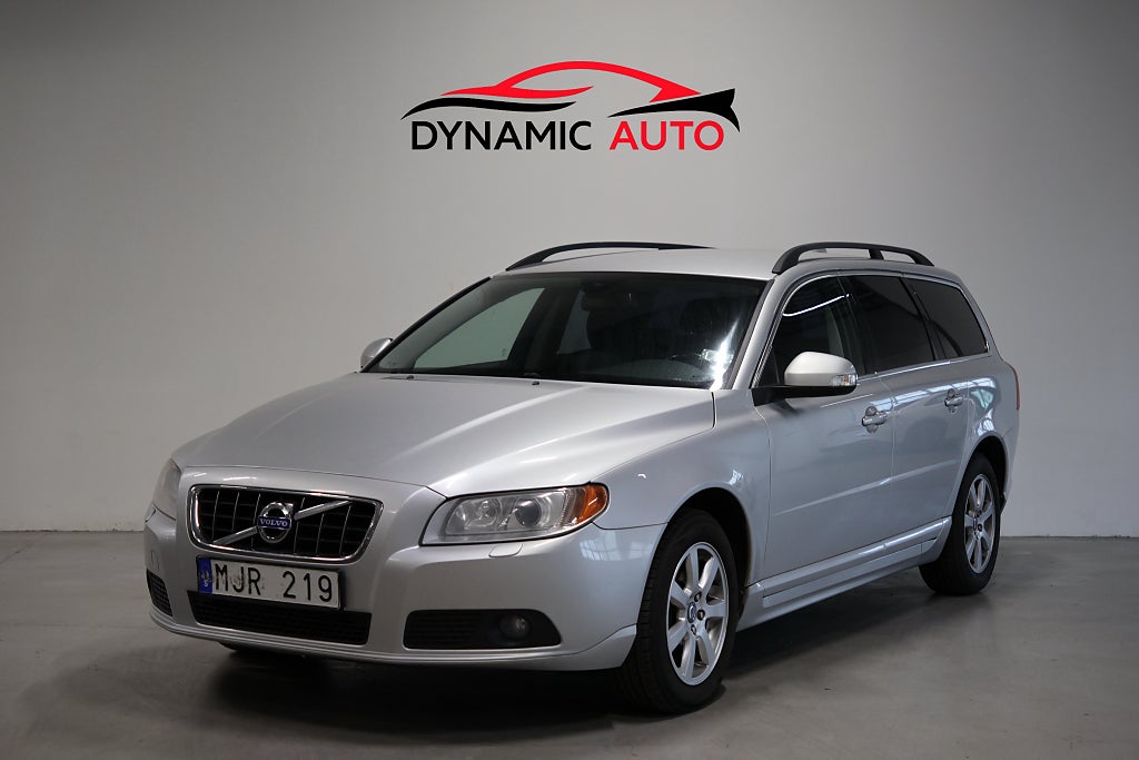 Volvo V70 D5 Geartronic Momentum/Dragkrok/205hk/nykamrem/nyservad