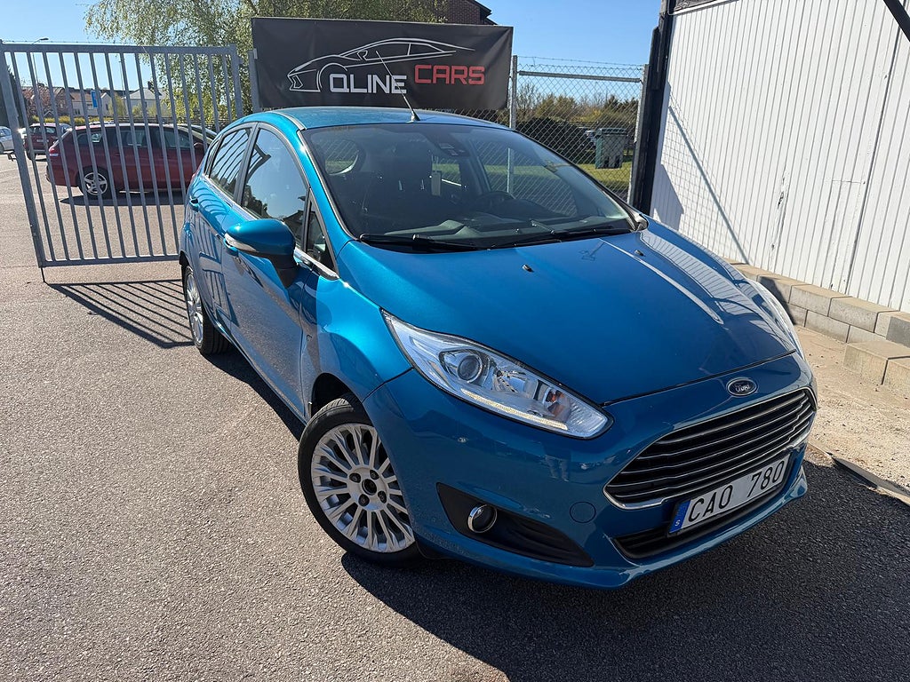 Ford Fiesta 5-dörrar 1.0 EcoBoost Titanium Euro 5|Kamrembytt|Nybes|