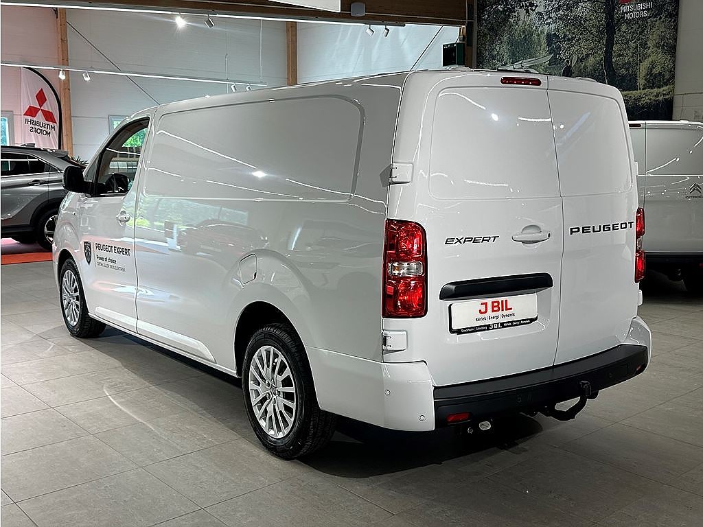 Bild på Peugeot Expert Plus 145hk Aut L2 - EDITION! SERVICE & VINTERHJUL INGÅR!