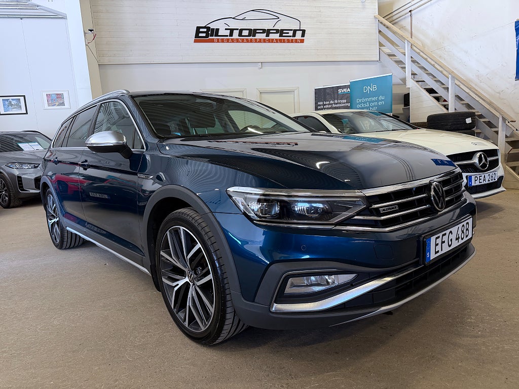 Volkswagen Passat Alltrack 2.0 TDI 200hk 4Motion D-värm / Dragkrok / Cockpit