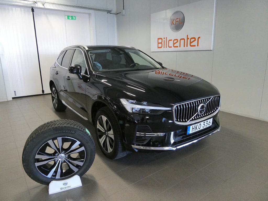 Volvo XC60 Recharge 18,8kWh T6 AWD Plus H&K-360°-Värmare-Drag-SoV