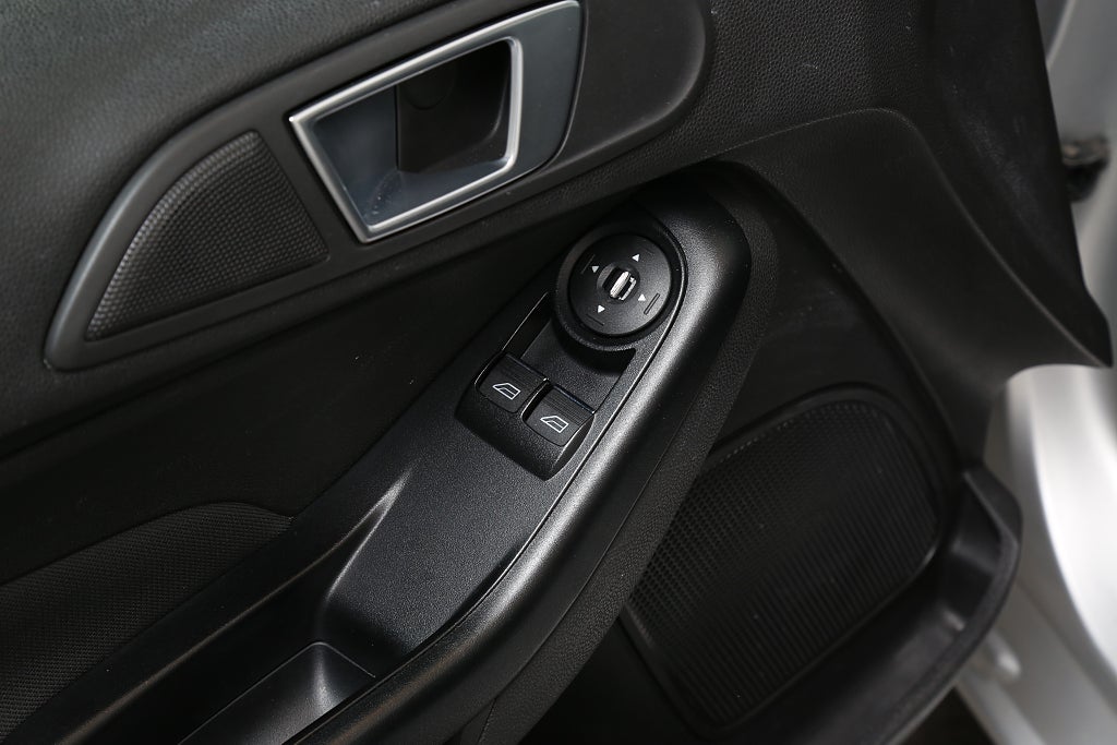 Ford Fiesta 1,6 TDCi ECOnetic Trend 5-dörrar Motorvärmare 2013