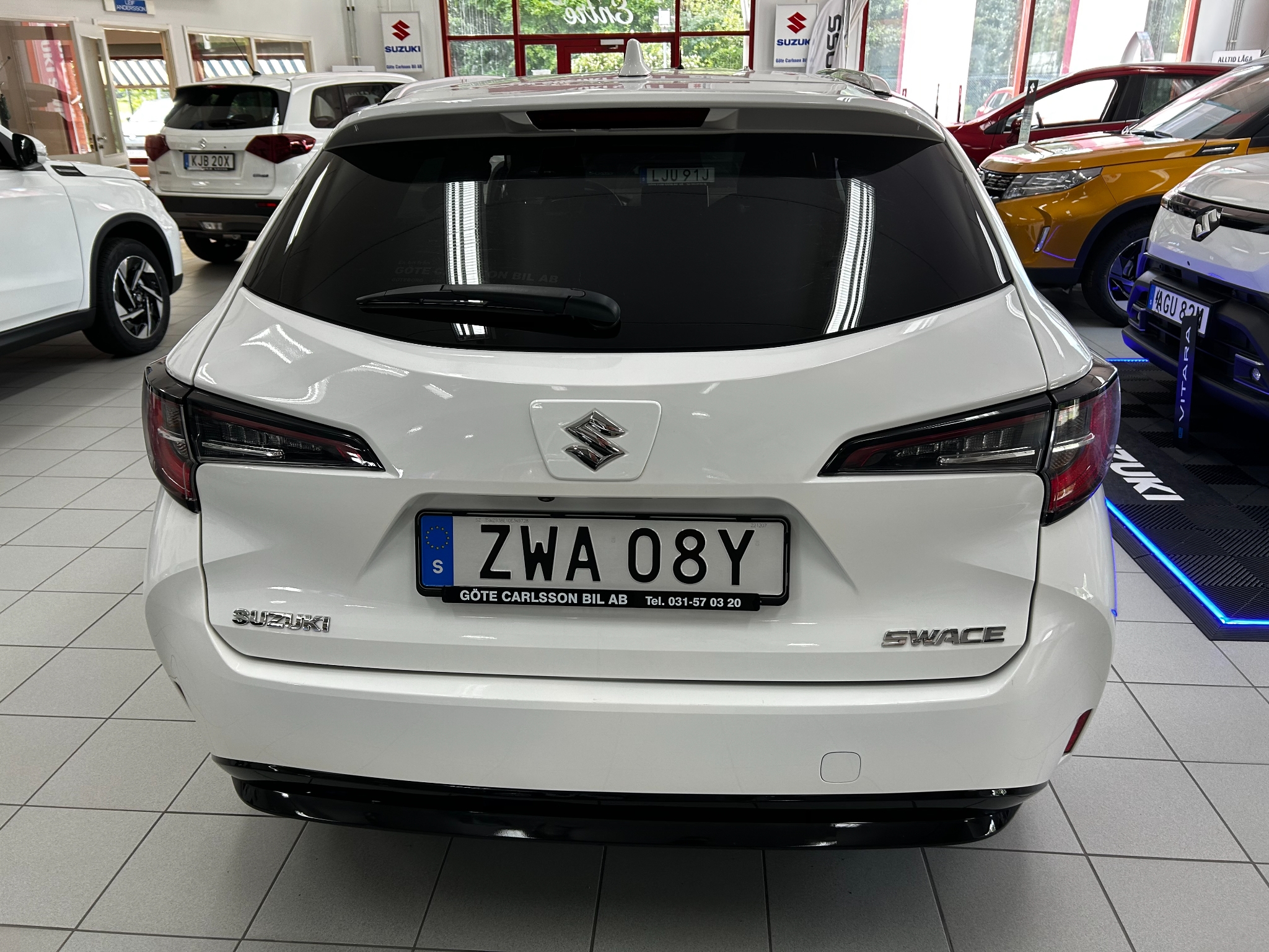 Suzuki Swace 2023, bild 4/10