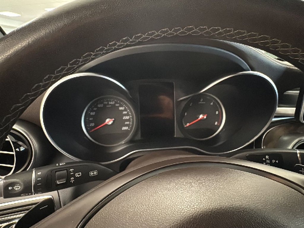 Mercedes-Benz GLC 220d 2019 - miniatyr 11