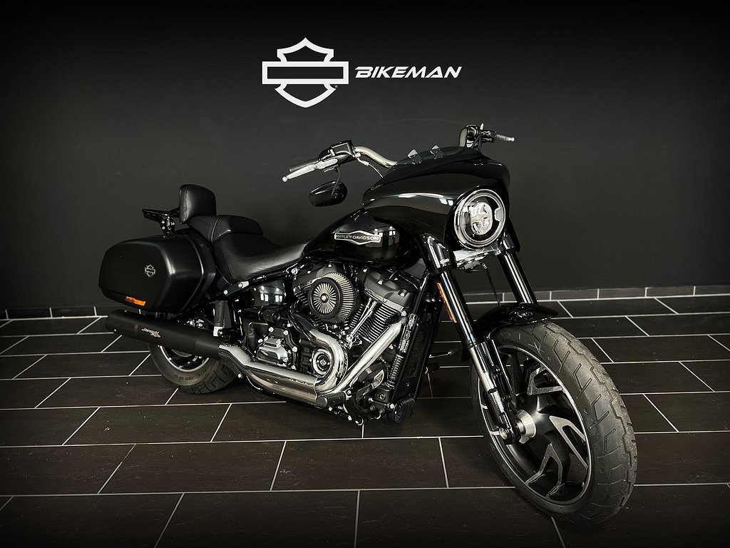 Harley-Davidson Sport Glide Screaming Eagle JUST NU 3,95% !