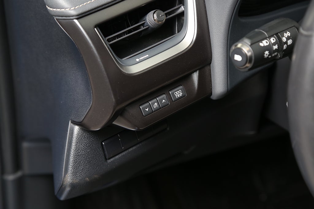 Lexus UX 250h E-Four 184hk Premium AWD Aut Teknik-paket Taklucka 2021