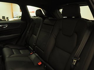 SUV Volvo XC60 13 av 24