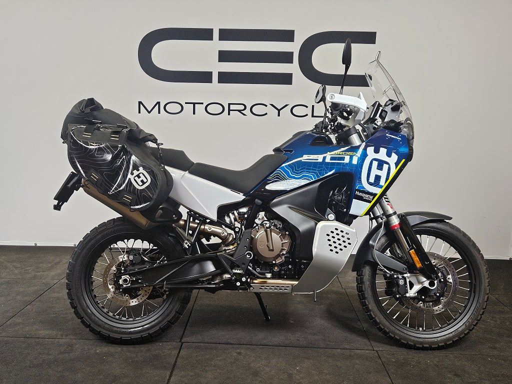 Husqvarna 901 Norden Expedition 