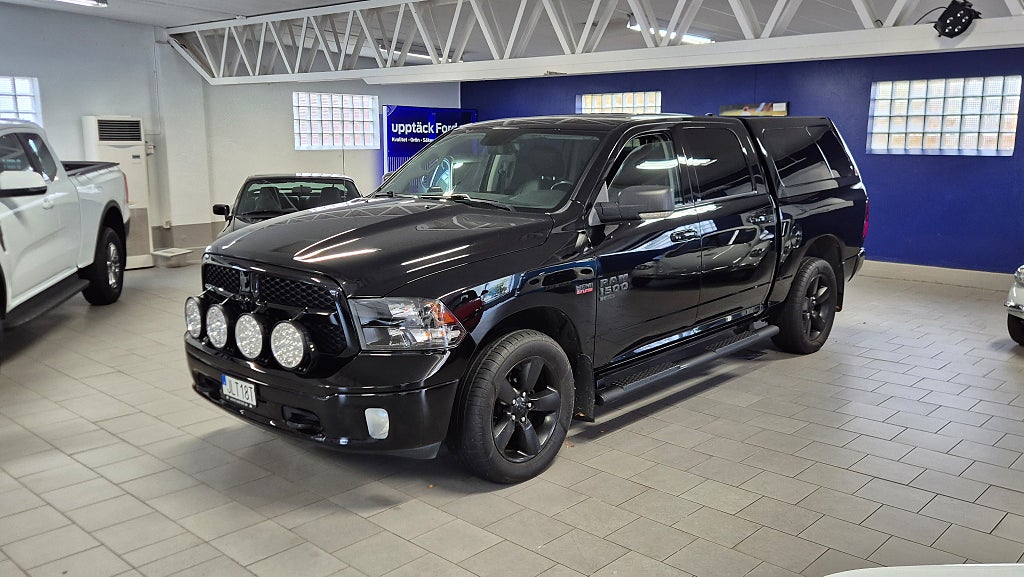 RAM 1500 Classic Crew Cab 5.7 V8 HEMI 4x4 TorqueFlite Euro 6