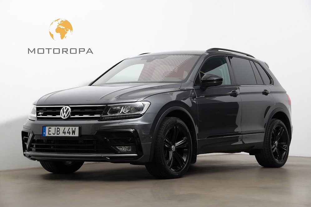 Volkswagen Tiguan 2.0 4M R-line Black/Drag/Värmare/Massage 