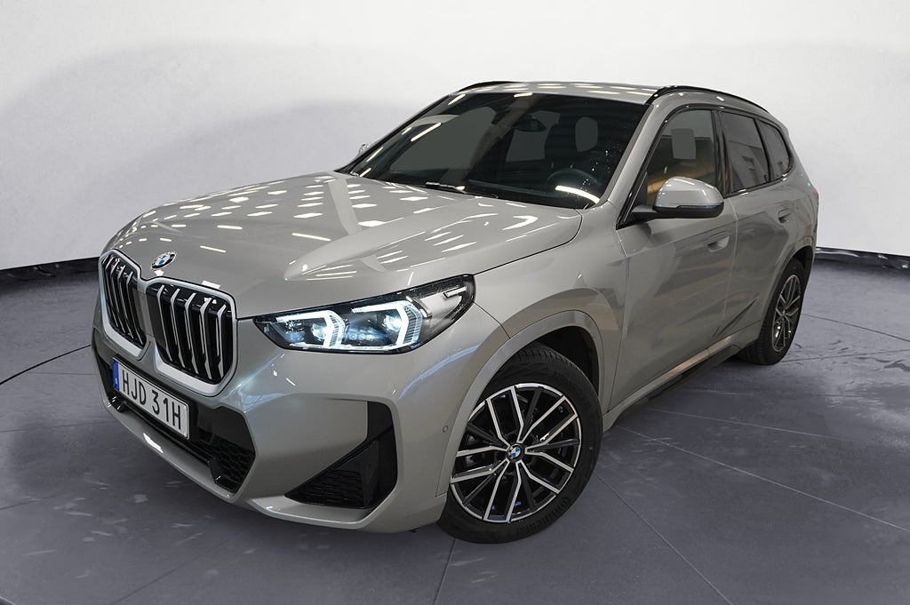 BMW X1 sDrive18i M-Sport Navi Adaptiva LED Keyless DAP Rattvärme |