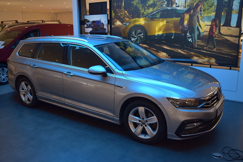 Volkswagen Passat Sportscombi 2.0 TDI DPF SCR 4Motion Elegance, GT Euro 6