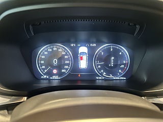Volvo V60 D4 AWD Aut Momentum Adv – bild 11