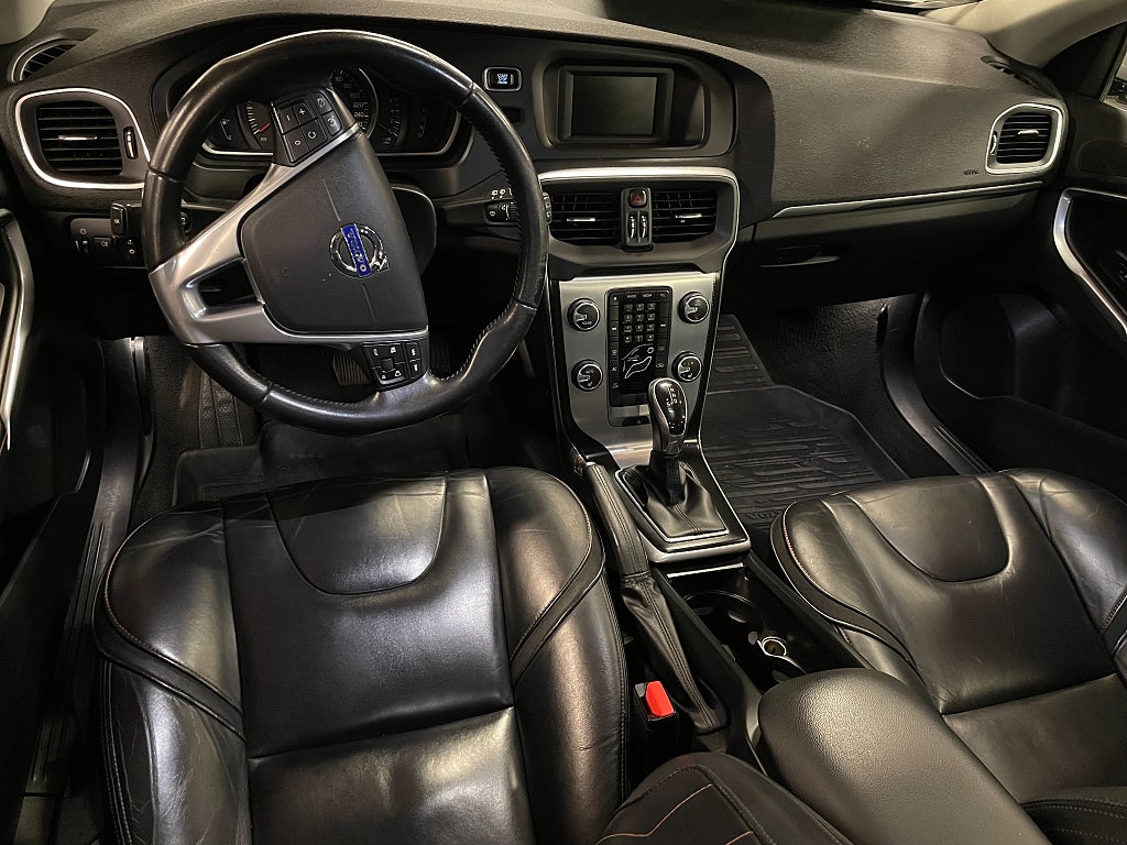 Volvo V40 T2 Automat Ocean Race