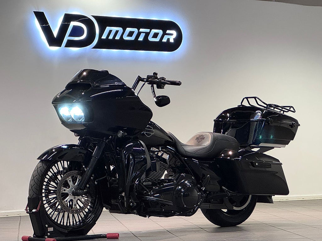 Harley-Davidson Road Glide Performance Machine 2-1 Apehangers Rockford *SE UTR*