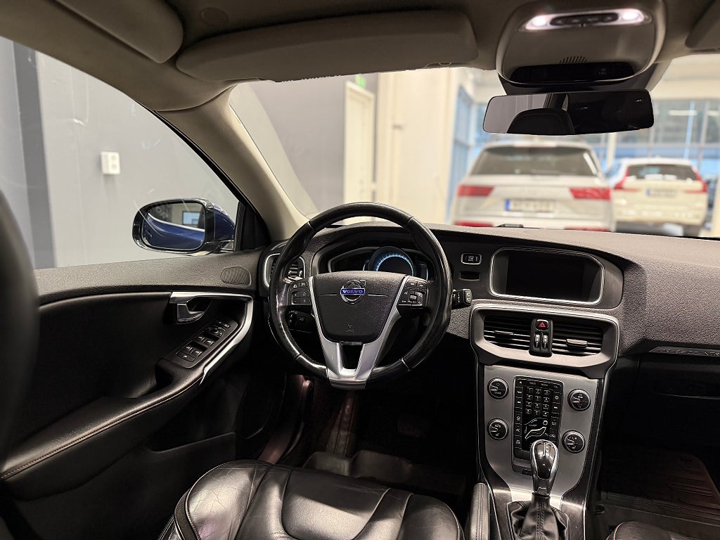 Volvo V40 Cross Country D3 Aut Ocean Race 4.99% /Skinnklädsel/ Kamrem