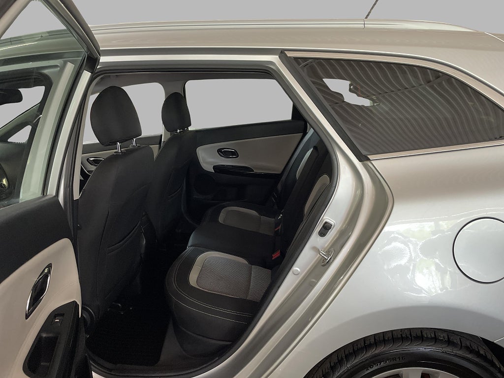 Kia Ceed 2013 - miniatyr 13
