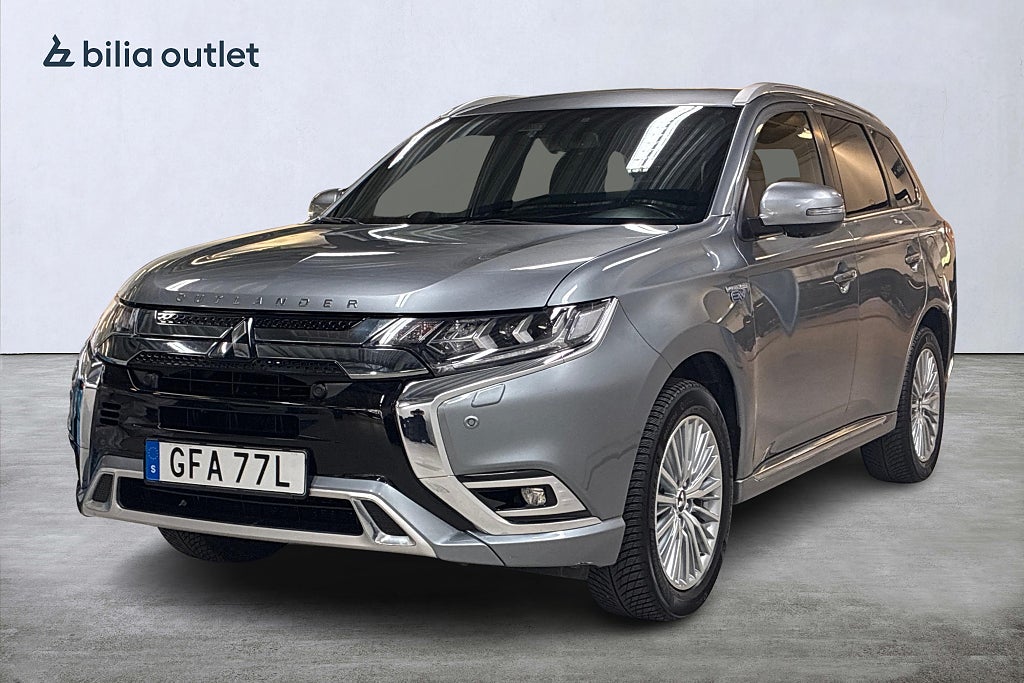Mitsubishi Outlander PHEV CVT Business 224hk Drag Rattvärm Läder 360°k