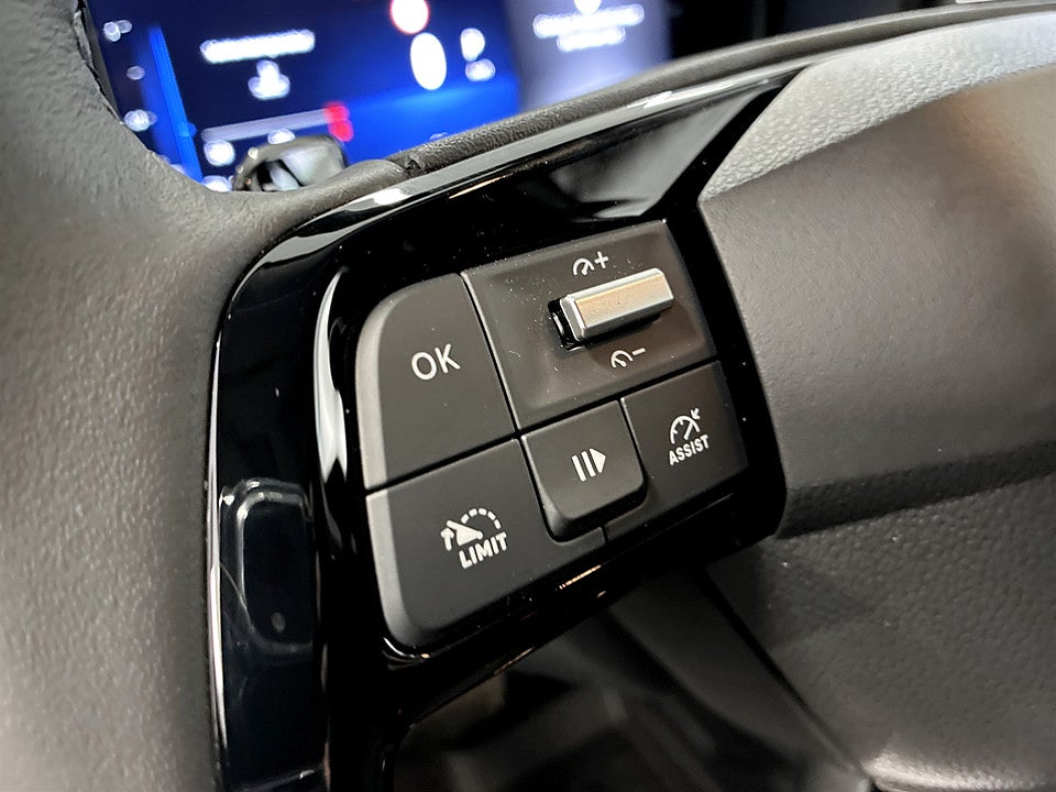 Bild på Opel Combo Elite 130hk Aut L2 - DEMO