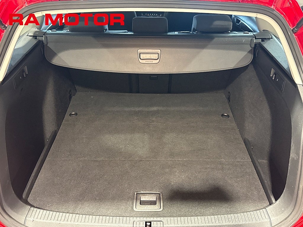 Volkswagen Golf SC 1.0 TSI DSG 110hk | P-Sensorer | ACC | Carplay