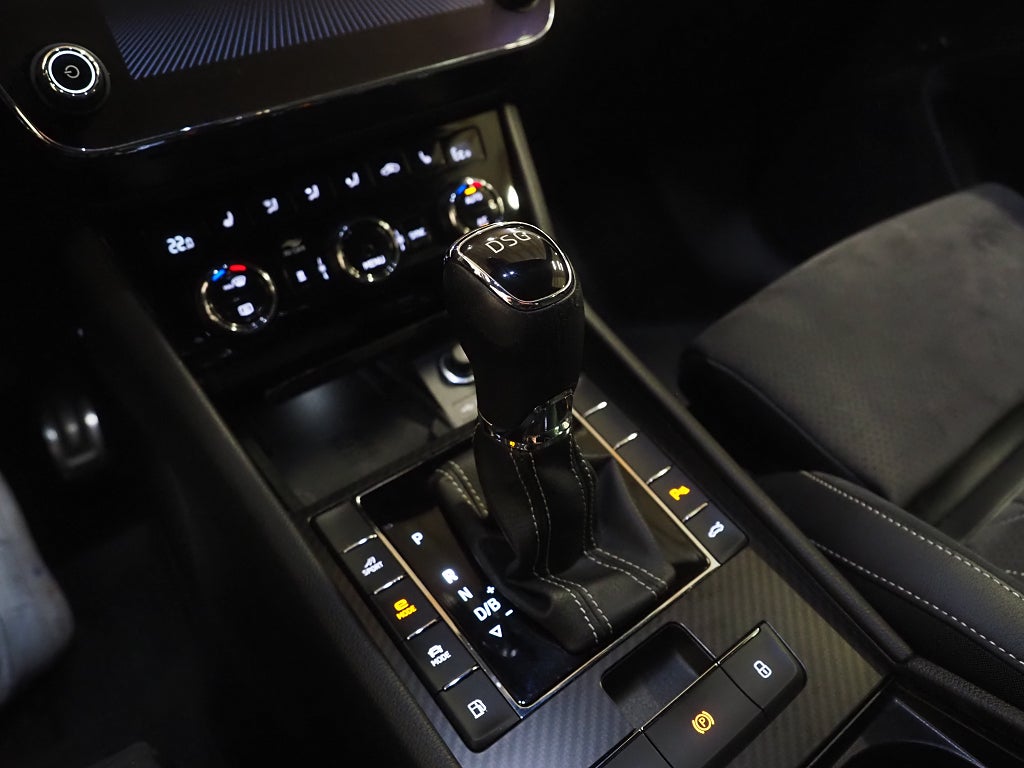 Skoda Superb iV 218hk  Sportline |Cockpit|Drag|Värmare| 2021