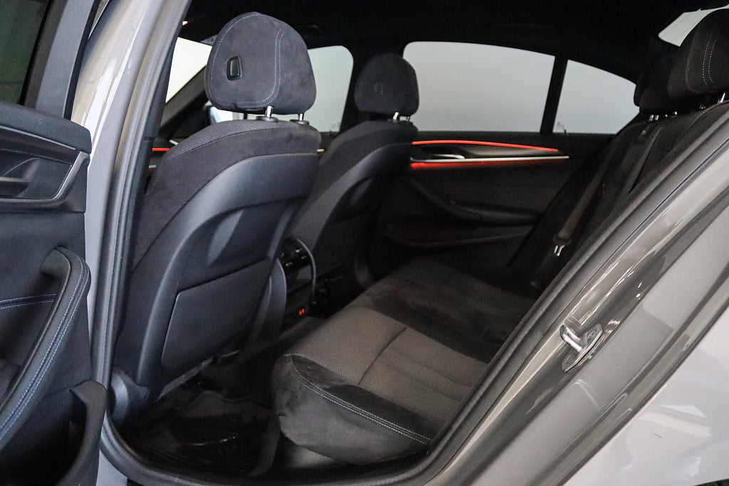 BMW 520 d xDrive Sedan M Sport Cockpit HiFi Drag Värmare