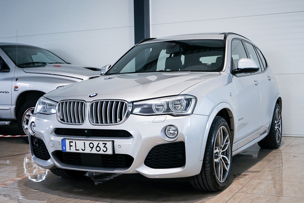 BMW X3 xDrive30d AUT 3.0L M Sport 360Kam Pano Drag HUD SE SPEC