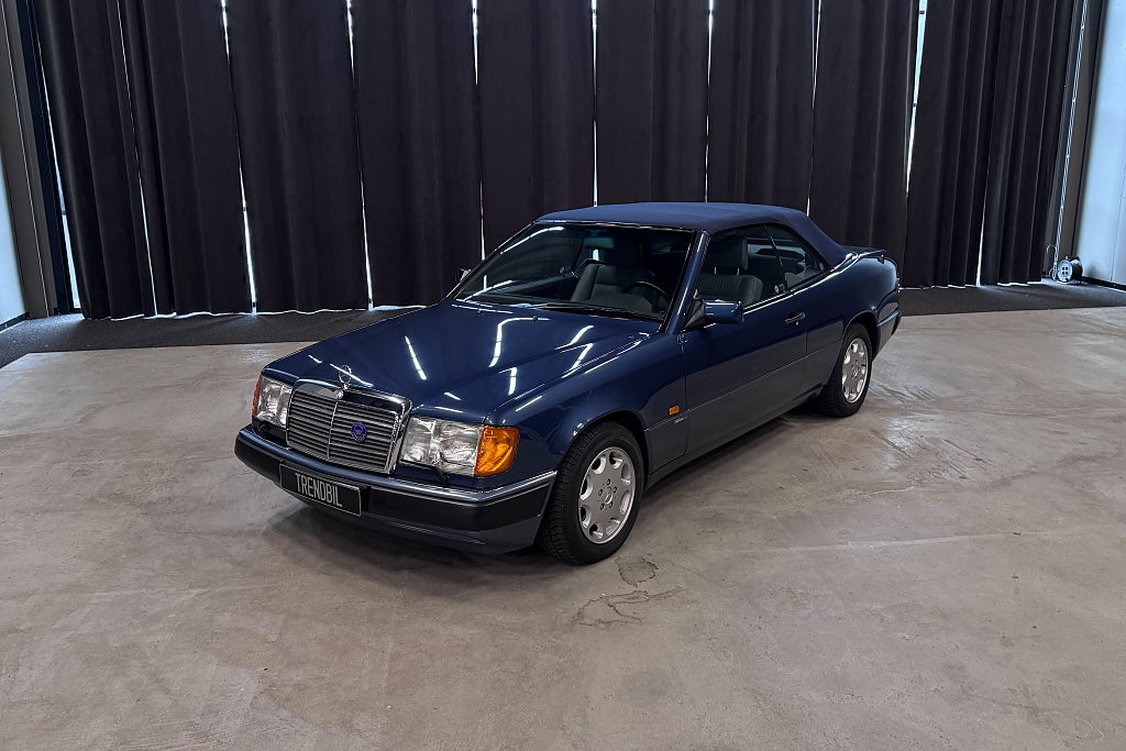 Mercedes-Benz 300 CE-24 Cabriolet Sportline 