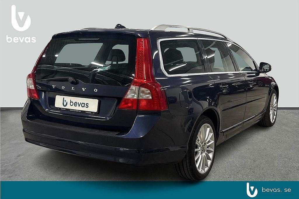 Volvo V70 II D3, SUMMUM, 2 BRUKARE, KAMREM BYTT