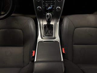 Volvo XC70 D4 AWD Aut Classic Momentum S&Vdäck/Dvärmare/Drag