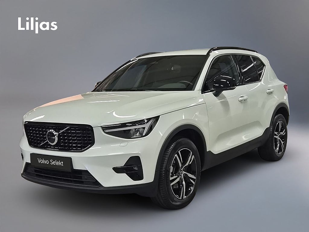 Volvo XC40 B4 FWD Bensin Plus Dark