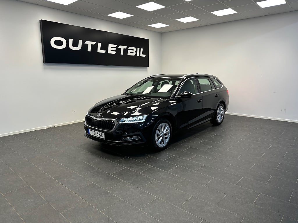 Skoda Octavia Kombi 1.0 TSI Style Dragkrok Carplay Värmare
