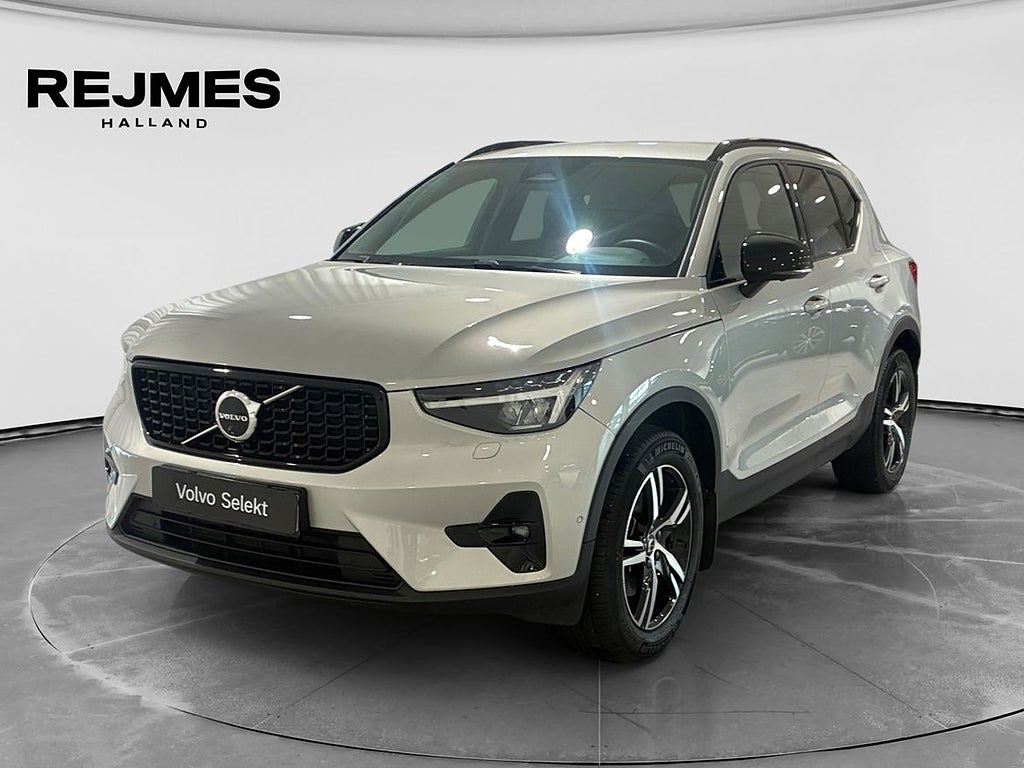 Volvo XC40 B3 FWD Bensin Plus Dark