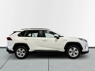 Toyota RAV4 Hybrid AWD-i E-CVT Värmare Kamera Psens S&V-däck