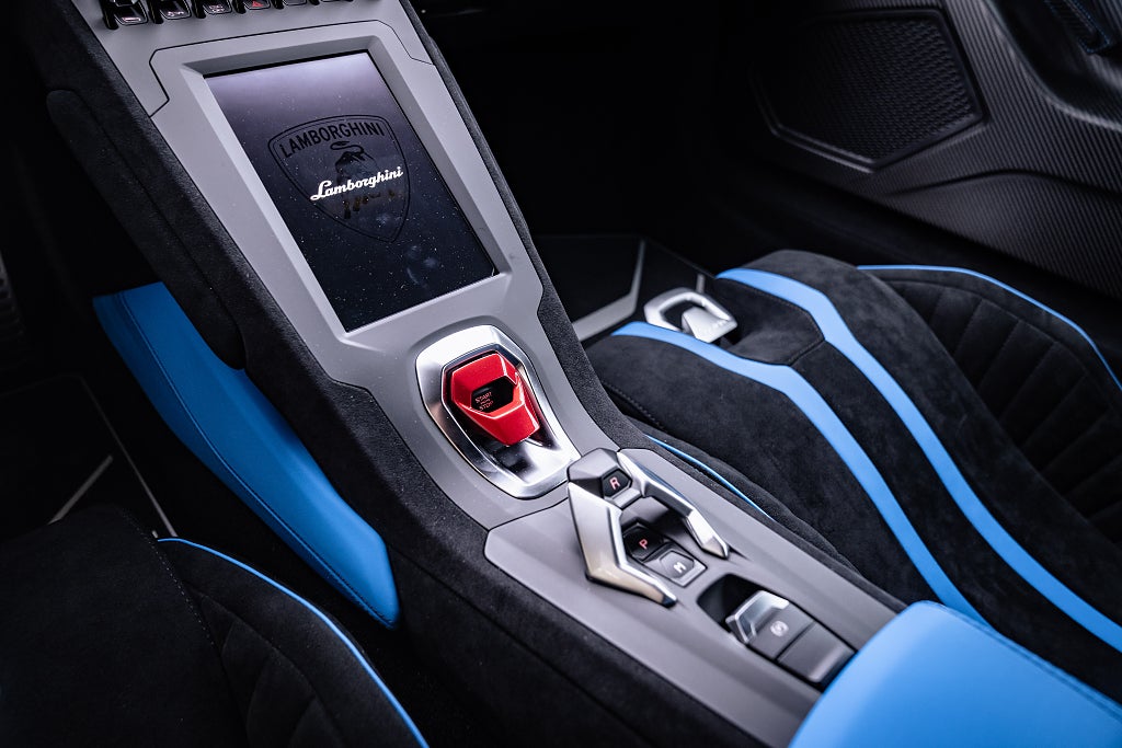 Gallery image 14 of 18