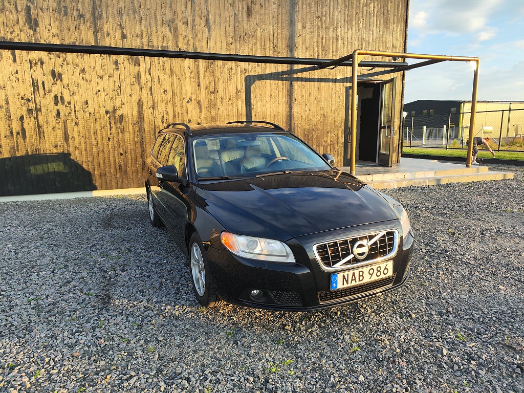 Volvo V70 2.5T Flexifuel DRIVe Momentum Euro 4