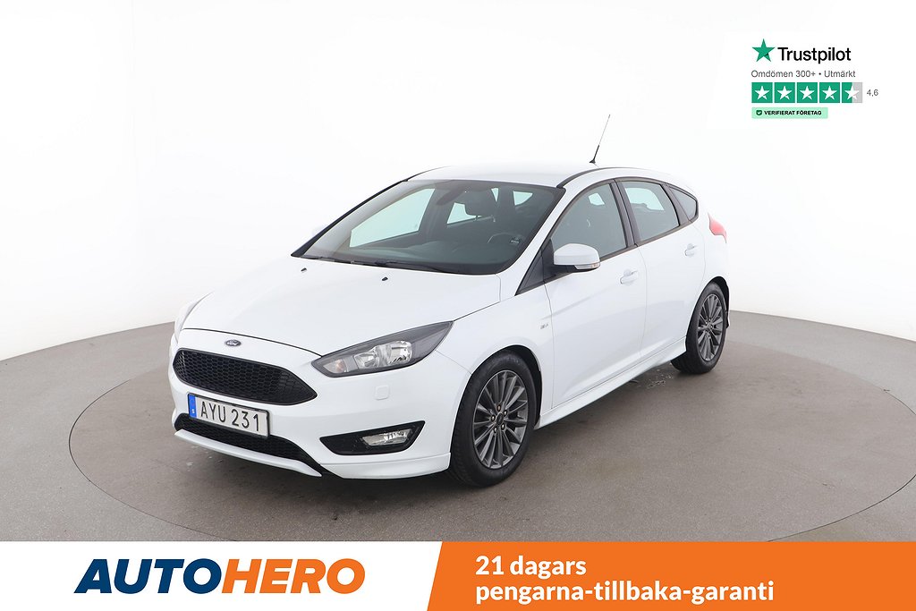 Ford Focus 1.0 EcoBoost ST-Line / Parkeringssensorer (Bak)