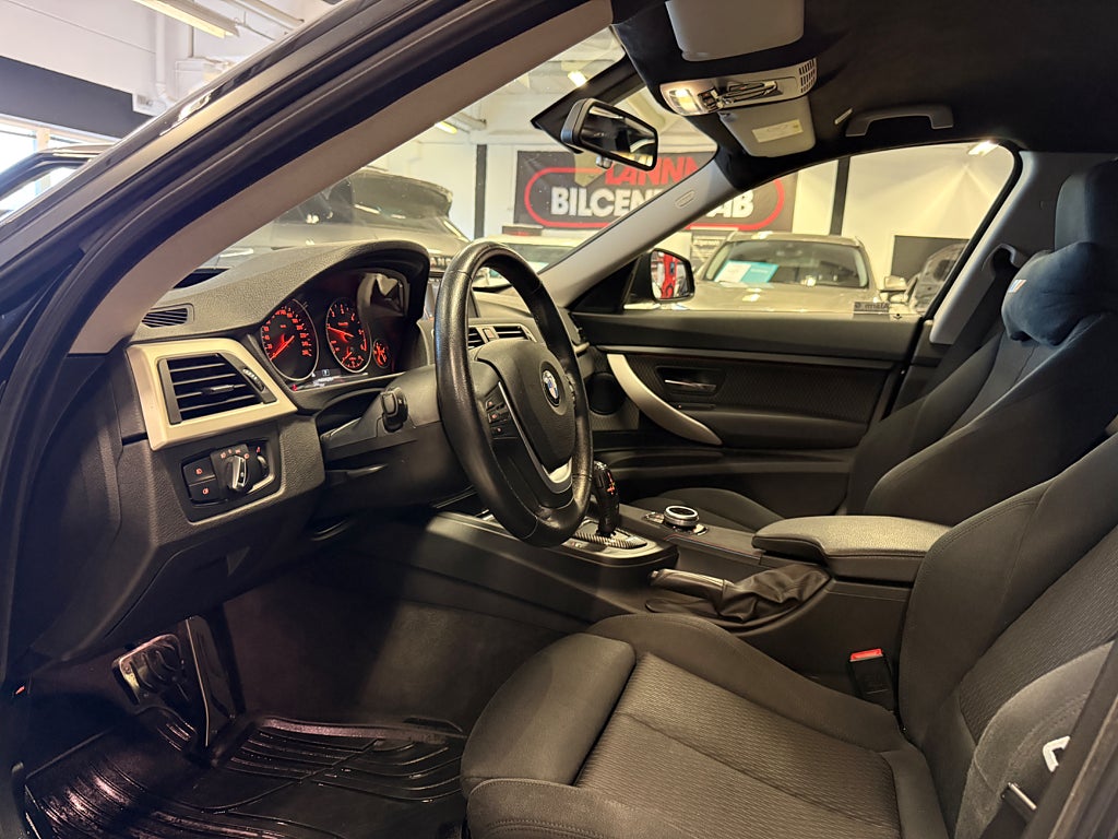 BMW 320d 2015 - miniatyr 14