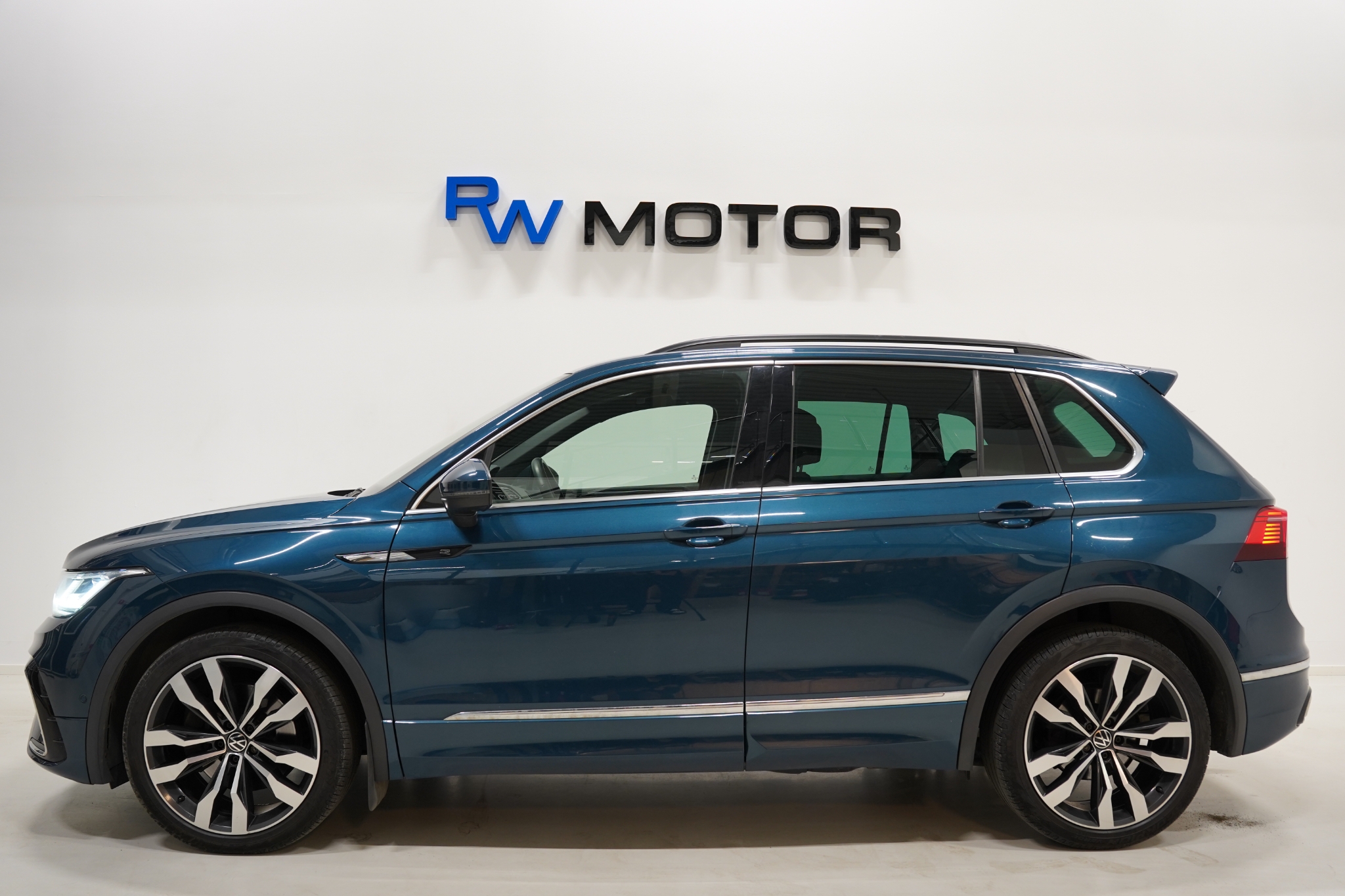 Volkswagen Tiguan 2021, bild 3/56