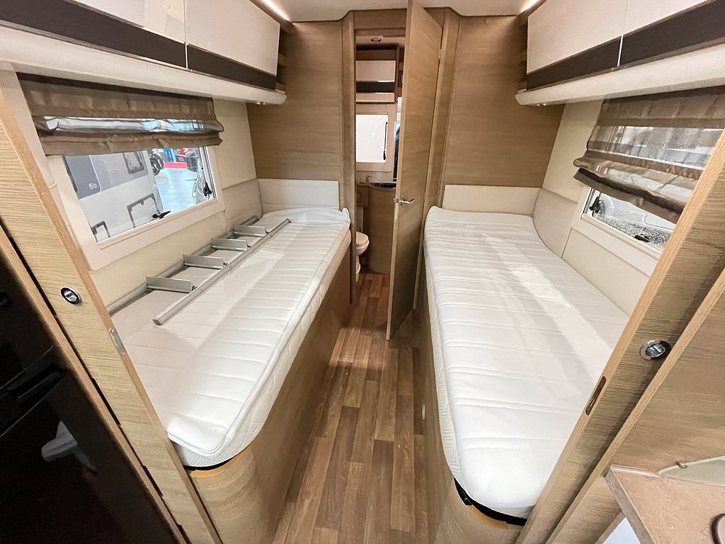 Elnagh T-Loft 531 / B-körkort / Solcell / Taksäng / Ugn - Elnagh