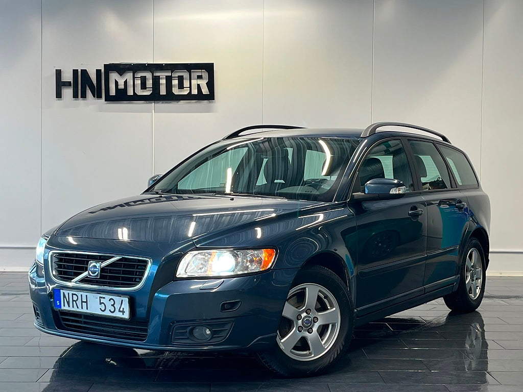 Volvo V50 1.8 Momentum |Värmare|NyServ|LågSkatt|A/C|