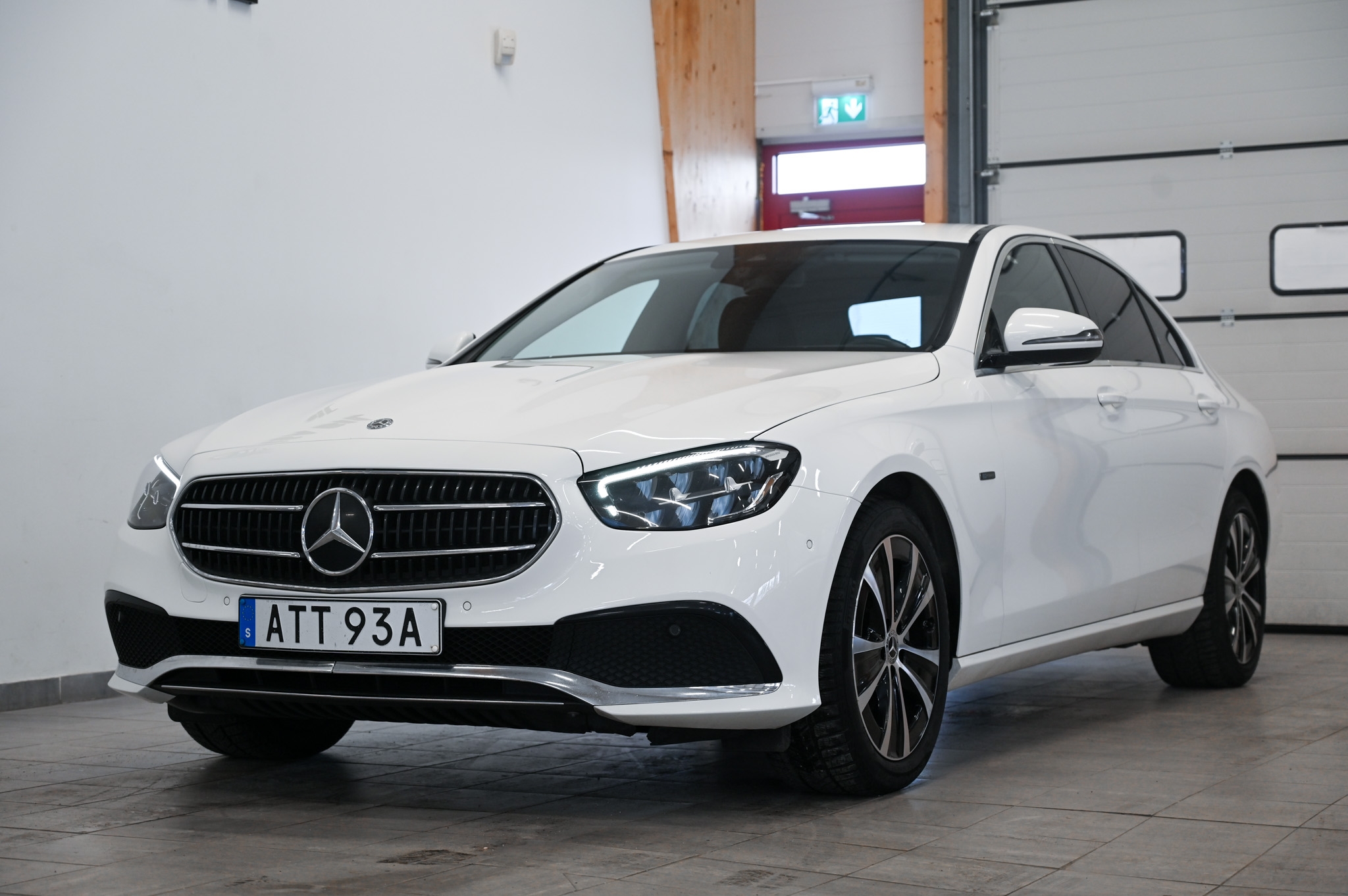 Mercedes-Benz E 2021, bild 2/35