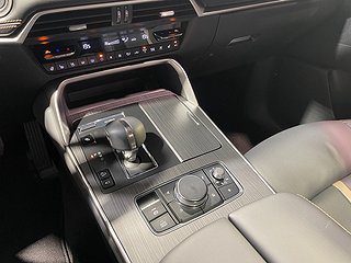 SUV Mazda CX-80 8 av 12