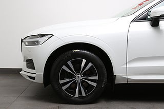 SUV Volvo XC60 8 av 28