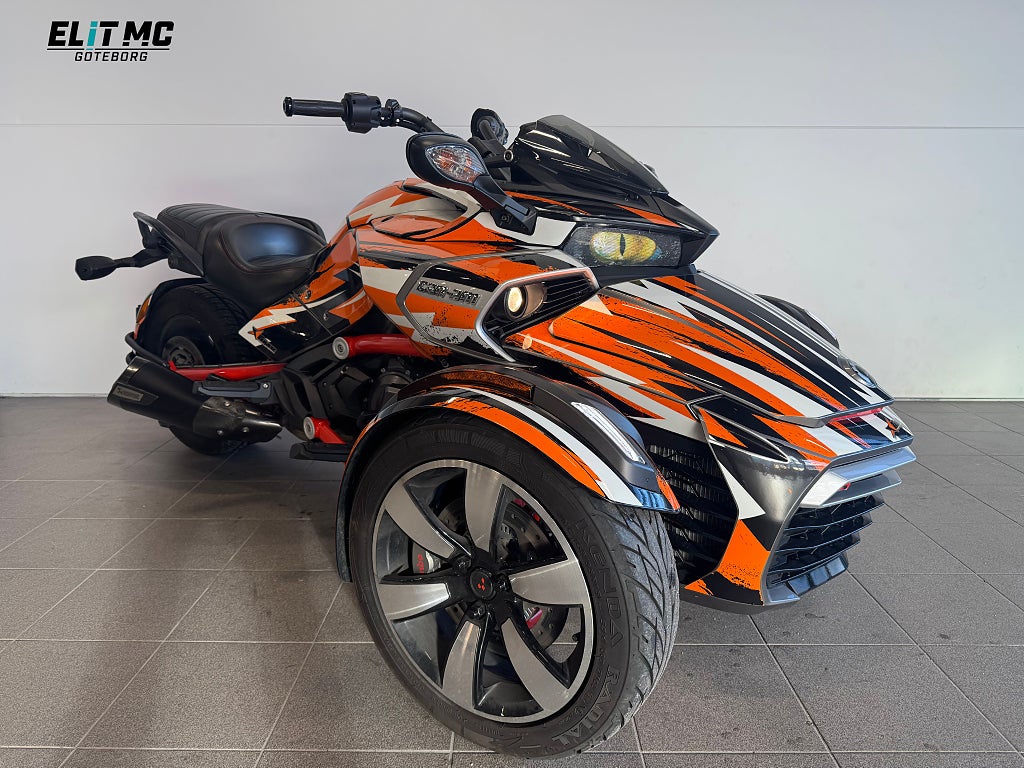 Can-Am Spyder Rotax V2 Akrapovic Fr. 1465 Kr / Månad