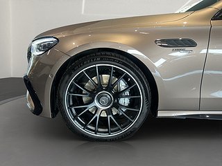 Kombi Mercedes-Benz AMG 15 av 15