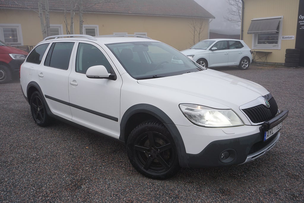 Skoda Octavia Scout 2.0 TDI 4Motion Drag/Värmare