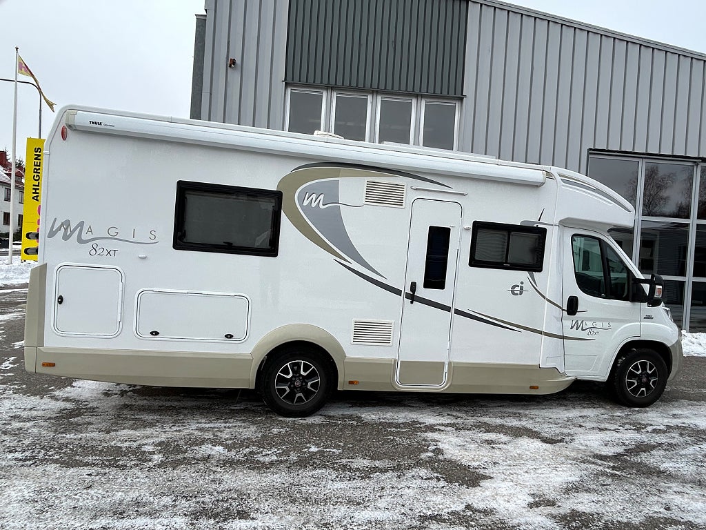 Ci MAGIS 82 XT DUSCH OCH TOA I BAK, AC, VINTER PKT