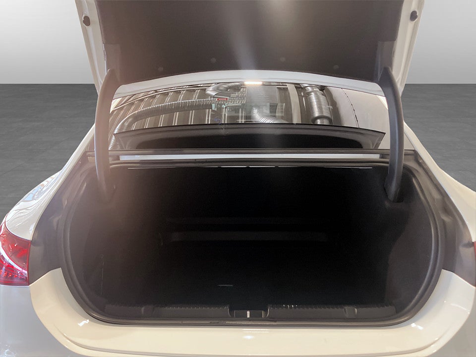 Bild på Mercedes-Benz EQE300 300 Electric Art Line 89kWh 245hk Aut BURMESTER